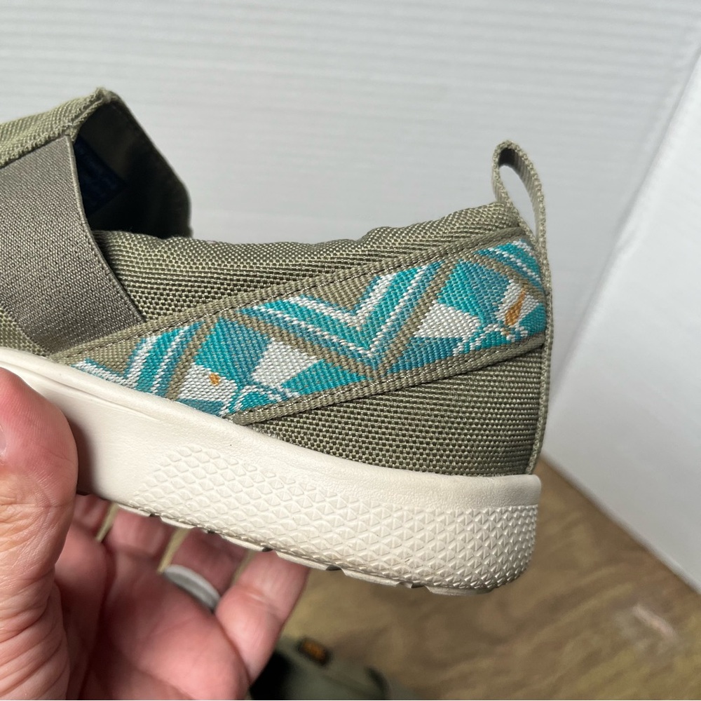 Teva Voya Slip On Canvas Green Sneakers Size 9 - Picture 12 of 12